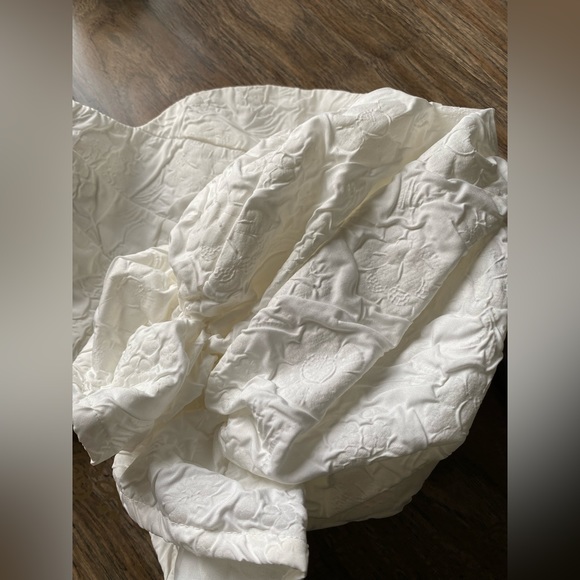 Off-shoulder top ( new 99%) - Picture 4 of 7